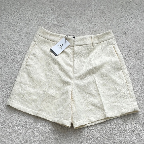 Ivory Trouser Shorts - Picture 1 of 6